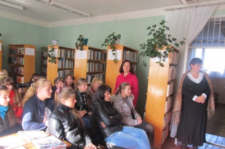 Екскурсія в юнацьку бібліотеку