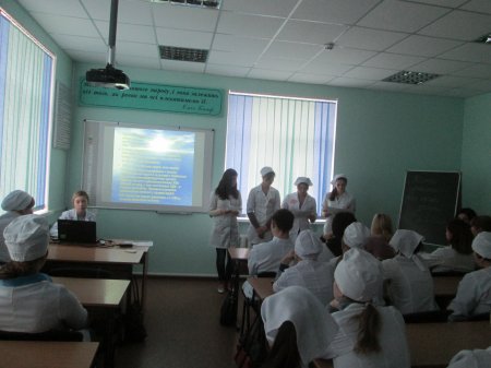 Слово про незабутню людину в рік її століття - М. М. Амосова. Слово про незабутню людину в рік її століття - М. М. Амосова.