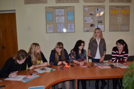13 лютого відбулось чергове засідання ґендерного  відеоклубу 13 лютого відбулось чергове засідання ґендерного  відеоклубу