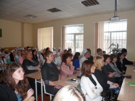 20 листопада 2014 року в КВНЗ «Новоград-Волинський медичний коледж» успішно пройшло регіональне методичне об’єднання викладачів циклу гуманітарної та соціально-економічної підготовки. 
