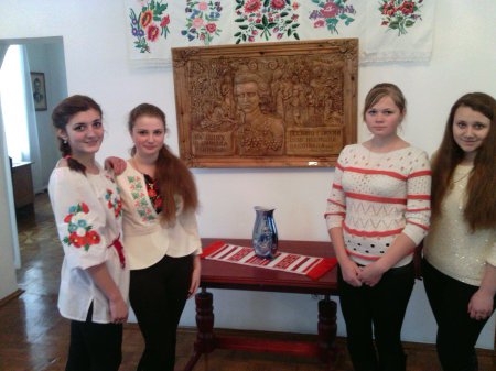 Екскурсія до музею родини Косачів Екскурсія до музею родини Косачів