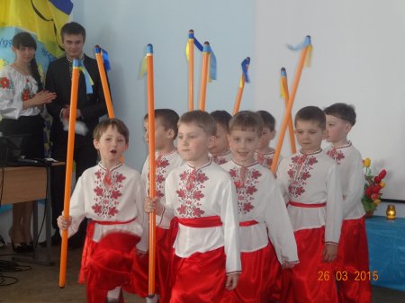 «Воїни миру! Повертайтесь живими!»