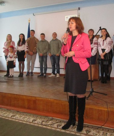 Учитель зобов'язаний перед суспільством працювати тільки добре Учитель зобов'язаний перед суспільством працювати тільки добре