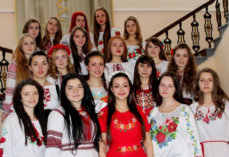 Відкрите інтернет голосування Міс медколеджу 2016