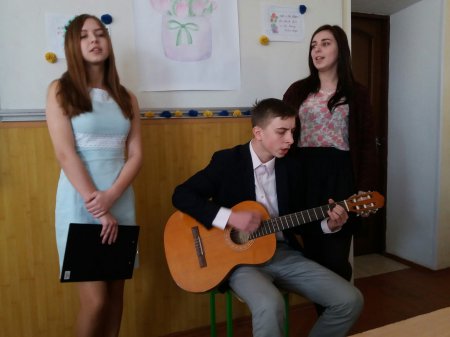 Виховний захід «Квіти – це вільна краса в природі»(«Flowers Everywhere»)