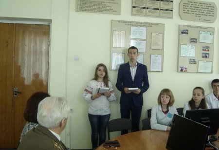 Ніколи в серці не зітреться вогонь тих днів і тих подій Ніколи в серці не зітреться вогонь тих днів і тих подій