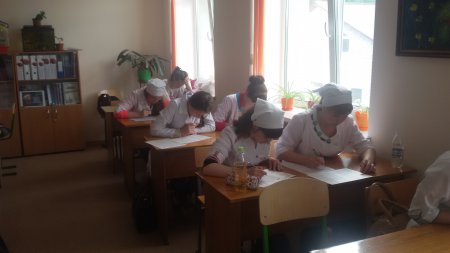 Результати олімпіади з предмету "Основи медсестринства" серед студентів ІІ курсу відділення "Сестринська справа"