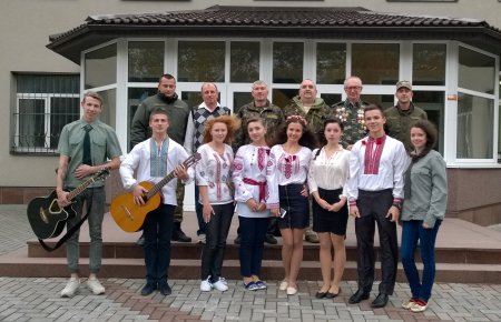 Виховний захід  «За честь. За славу. За народ. Ми щит і меч твій, Україно!»