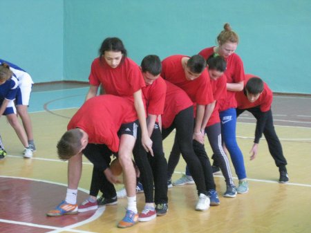 Фізкультурно-спортивні змагання «Спорт для всіх єднає студентів» Фізкультурно-спортивні змагання «Спорт для всіх єднає студентів»
