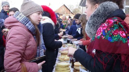 ЯК МАСЛЯНУ У НОВОГРАД-ВОЛИНСЬКОМУ МЕДИЧНОМУ КОЛЕДЖІ СВЯТКУВАЛИ