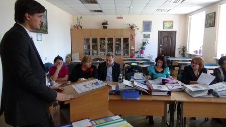 Ми маємо справу з найскладнішим, неоціненним, найдорожчим, що є в житті, – з людиною…