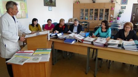 Ми маємо справу з найскладнішим, неоціненним, найдорожчим, що є в житті, – з людиною…