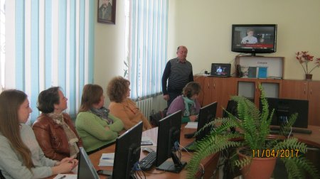 11 квітня - Всесвітній день боротьби з хворобою Паркінсона 11 квітня - Всесвітній день боротьби з хворобою Паркінсона