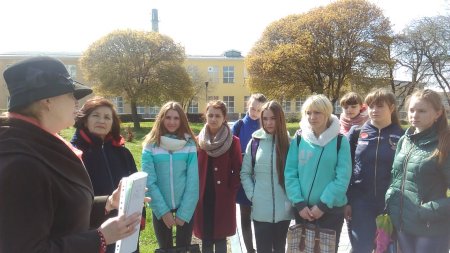 11 КВІТНЯ - ДЕНЬ ВИЗВОЛЕННЯ В'ЯЗНІВ ФАШИСТСЬКИХ КОНЦТАБОРІВ 11 КВІТНЯ - ДЕНЬ ВИЗВОЛЕННЯ В'ЯЗНІВ ФАШИСТСЬКИХ КОНЦТАБОРІВ