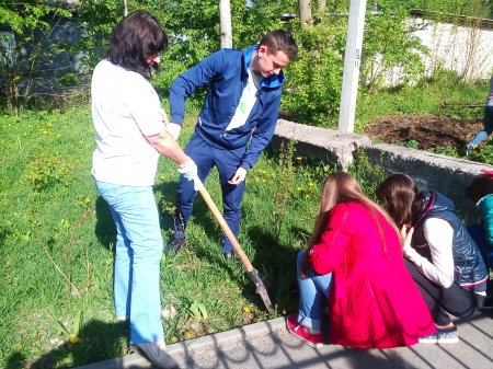 Екологічна акція «Зроби своє місто кращим!» Екологічна акція «Зроби своє місто кращим!»