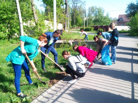 Екологічна акція «Зроби своє місто кращим!» Екологічна акція «Зроби своє місто кращим!»