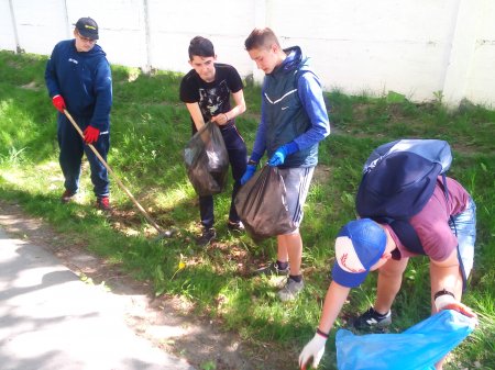 Екологічна акція «Зроби своє місто кращим!» Екологічна акція «Зроби своє місто кращим!»