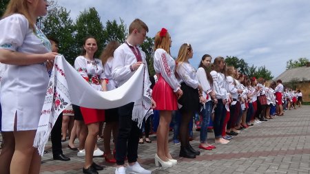 Флешмоб «РУШНИЧОК» Флешмоб «РУШНИЧОК»